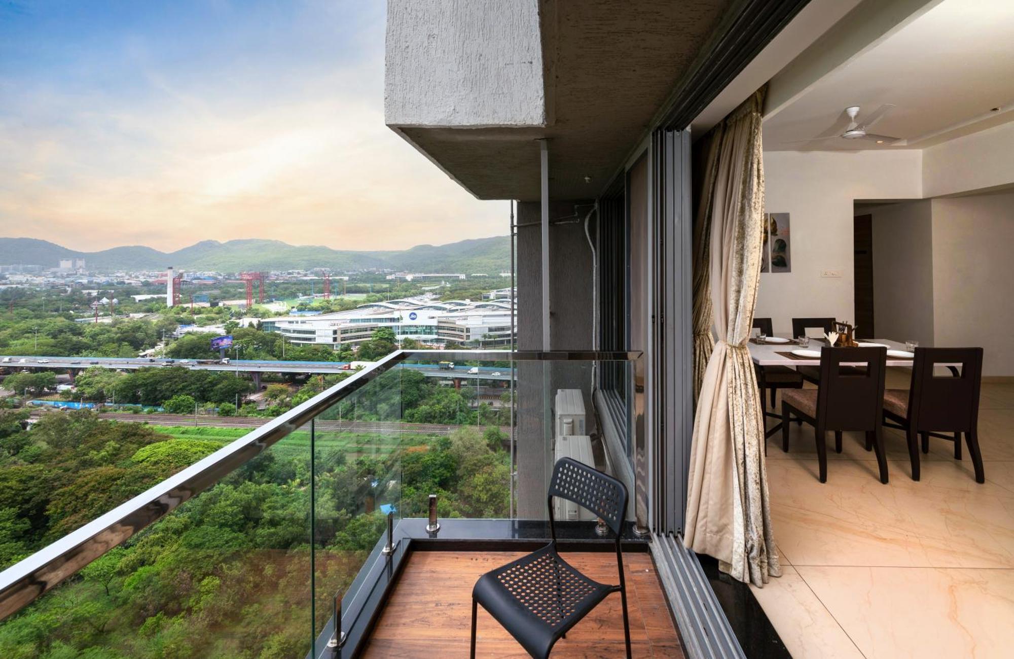 Freesia Residency By Express Inn - 나비뭄바이 외부 사진